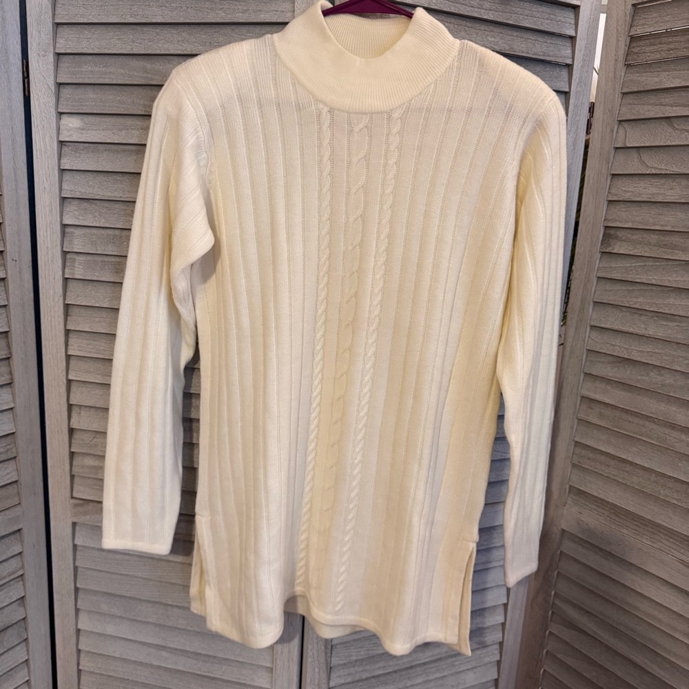 YarnWorks Ivory Cream Mock Neck Sweater Ribbed Cable Knit Pullover Women's Small